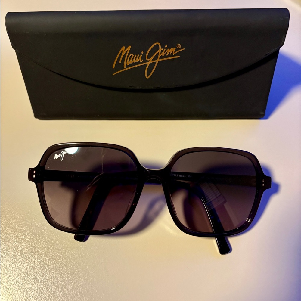 MAUI JIM Little Bell Polarized Butterfly Square Sunglasses Black Grey